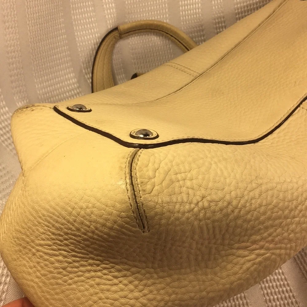 Coach large leather bag w/iconic buckles & charm